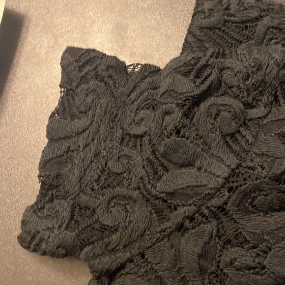 Kain Label Black size small lace top - Picture 5 of 6